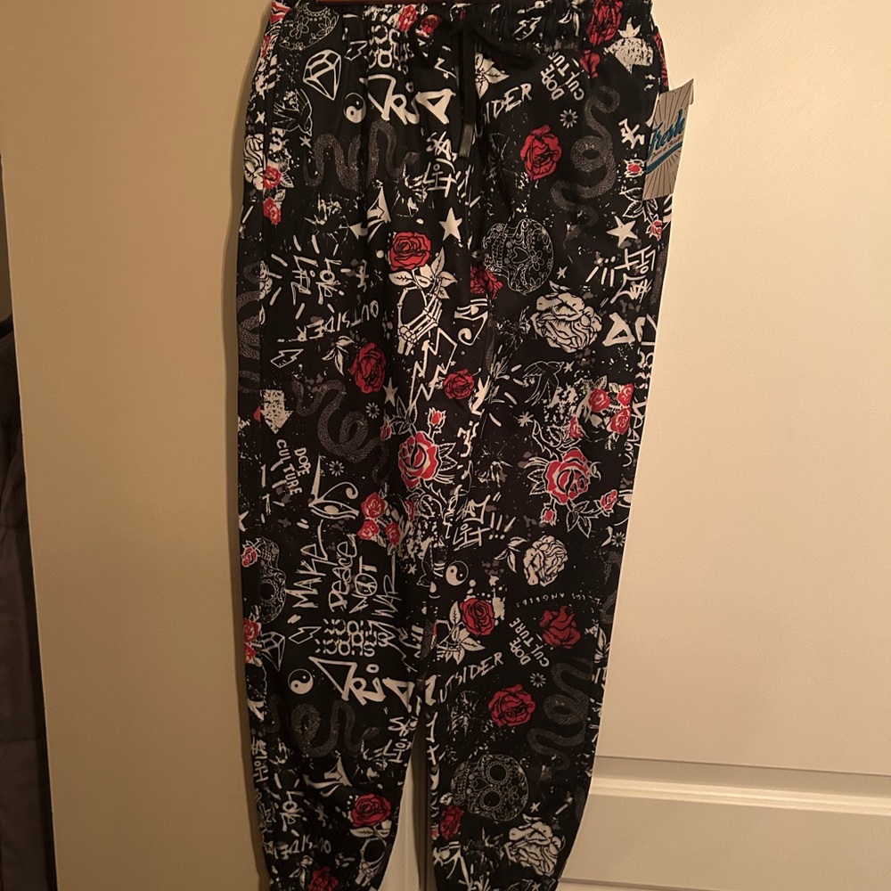Graphic Black Joggers